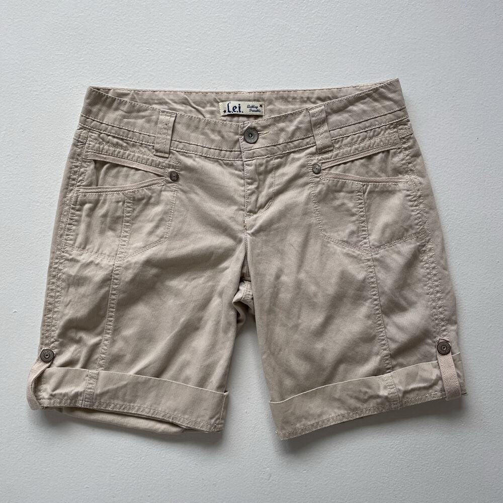 Vtg Y2K L.E.I. Beige Low Rise Minimal Shorts Capris / Juniors Sz 9 /